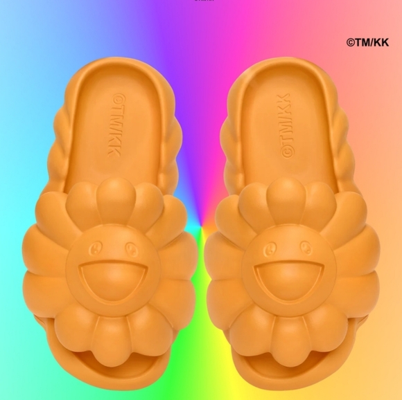 Takashi Murakami x Ohana Hatake slides (apricot) - Picture 4 of 17